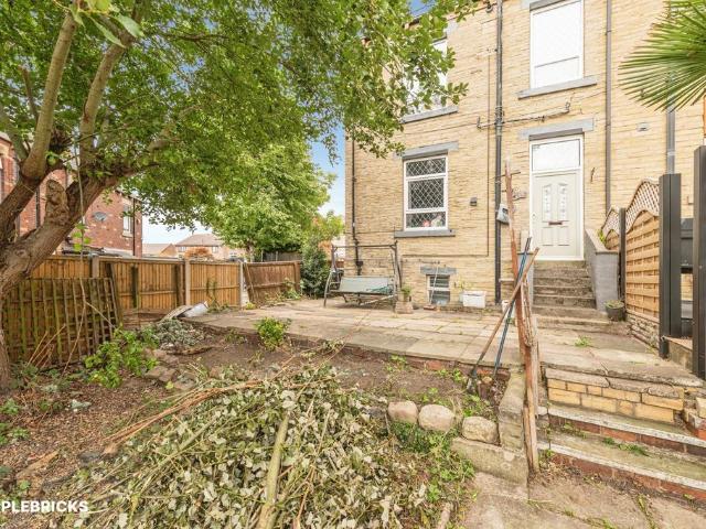 House for sale in Dewsbury, Kirklees