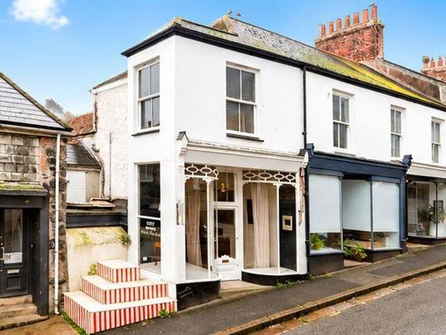 House for sale in St. Ives, Cornwall