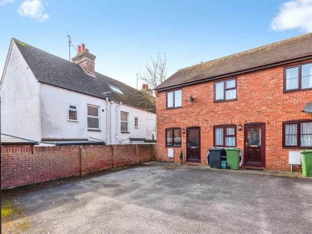 House for sale in Caldecott, Dromore