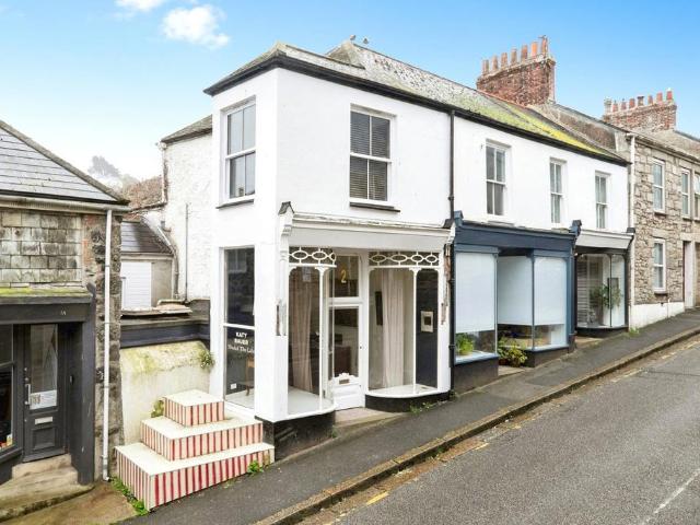 House for sale in Penbeagle, Cornwall