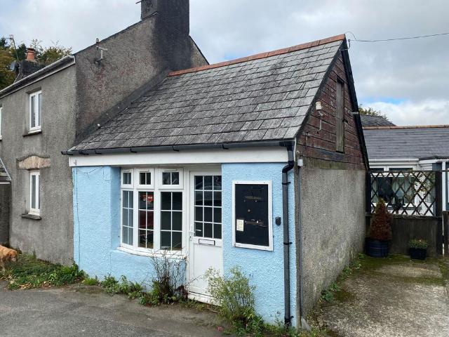 House for sale in Strode, Devon