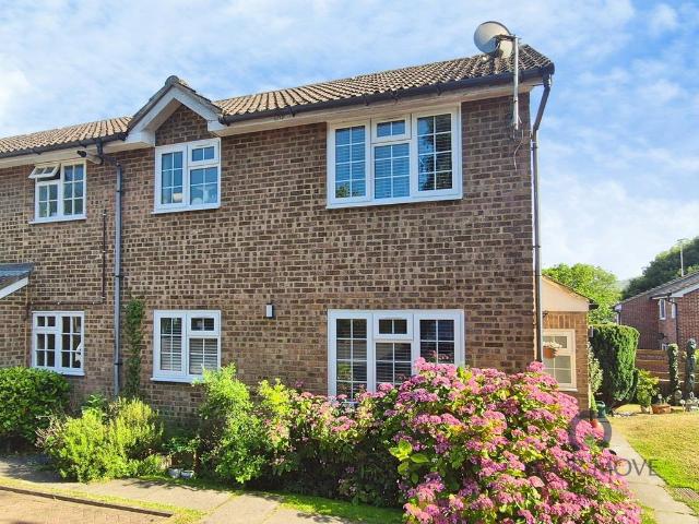 House for sale in Polegate, Cross In Hand