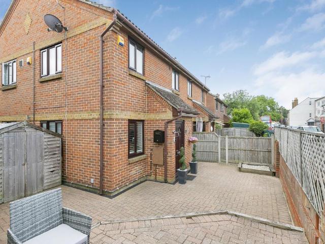 House for sale in Lower Halliford, Surrey