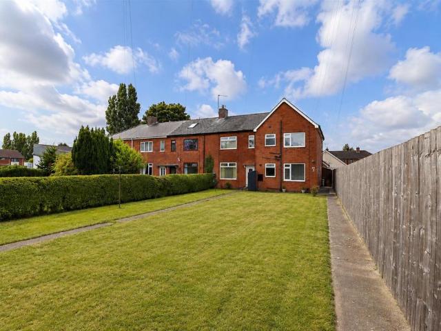 House for sale in Elloughton-cum-Brough, Brough