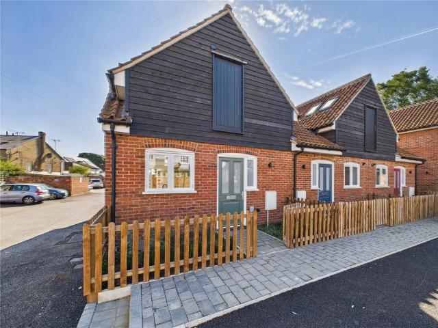 House for sale in Chipping Hill, Essex