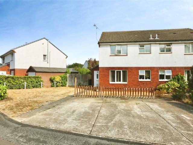 House for sale in Helford, Hampshire