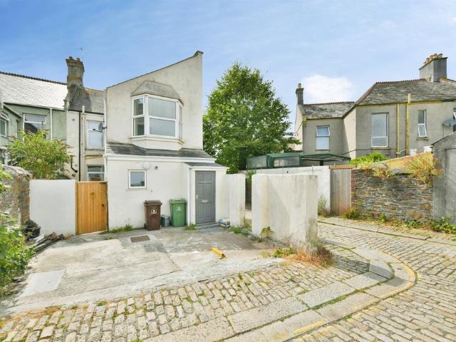 House for sale in Keyham, Mount Wise