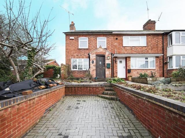 House for sale in Green Close, Warwickshire