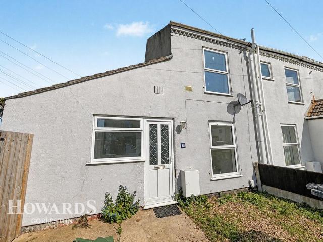 House for sale in Southtown, Stokesby