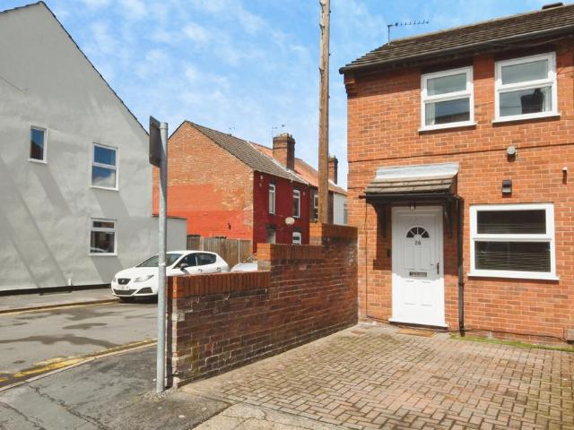 House for sale in Ermine West, Brayford