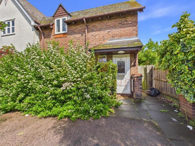 House for sale in Highwoods, Fordham Heath