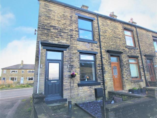 House for sale in Shelf, West Yorkshire