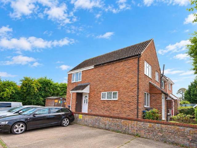 House for sale in Chipping Hill, Essex