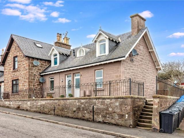 House for sale in Inverbervie, Scotland