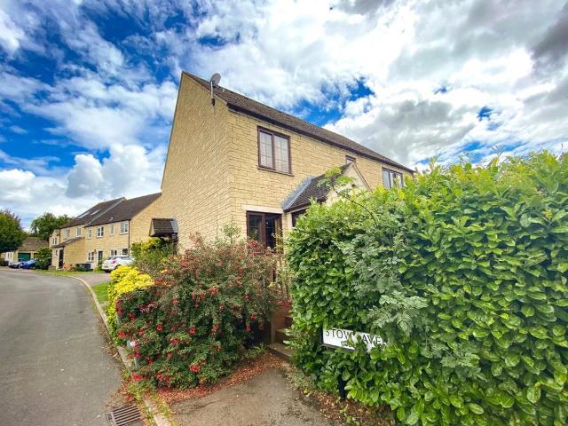 House for sale in Deer Park, Black Bourton