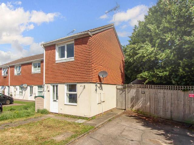 House for sale in New Mill, Pouchen End