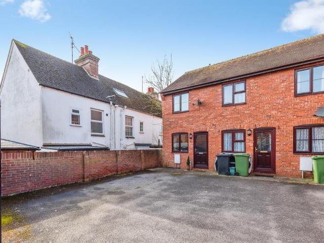 House for sale in Caldecott, Dromore
