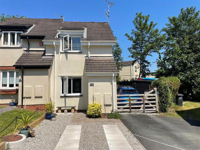 House for sale in Strode, Devon
