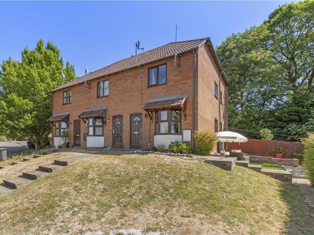 House for sale in Totteridge, Cressex