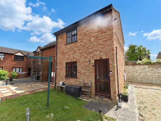 House for sale in Huntingdon, Cambridgeshire