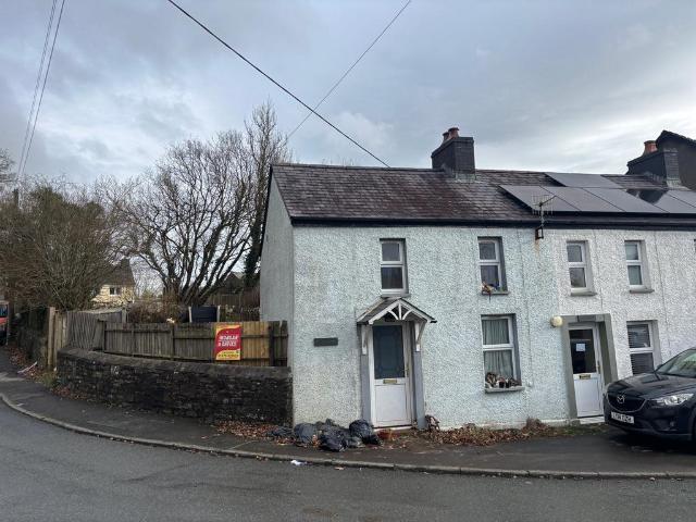 House for sale in Gorsgoch, Wales