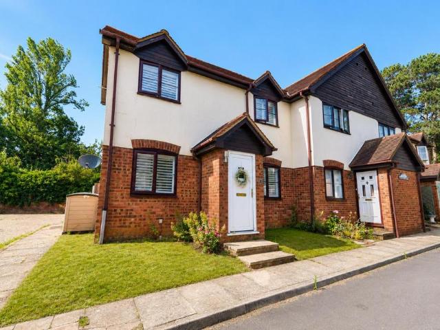 House for sale in Old Town, Shephall