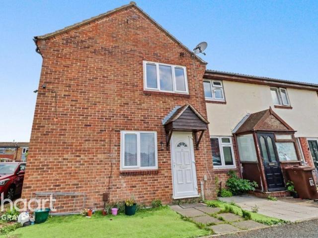House for sale in Tilbury, Essex