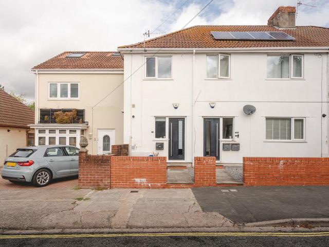 House for sale in Feckenham, City Of Bristol