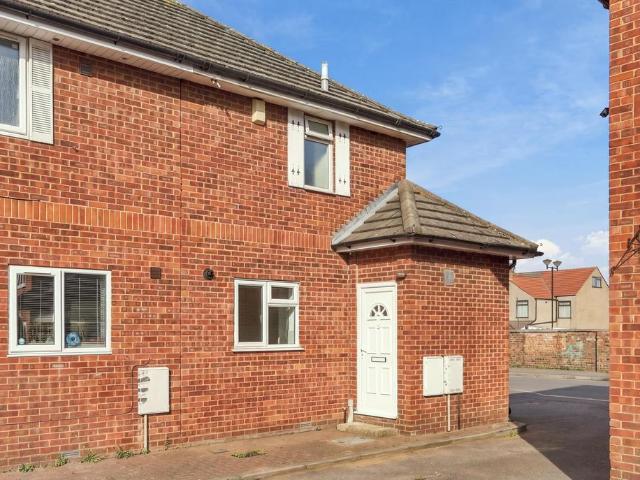 House for sale in Little Thurrock, Grays