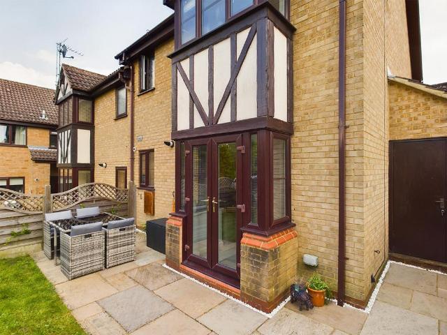 House for sale in Bourne End, Pouchen End