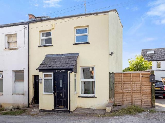 House for sale in Ewens Farm, Golden Valley