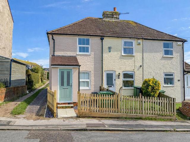House for sale in Ore, Guestling Green