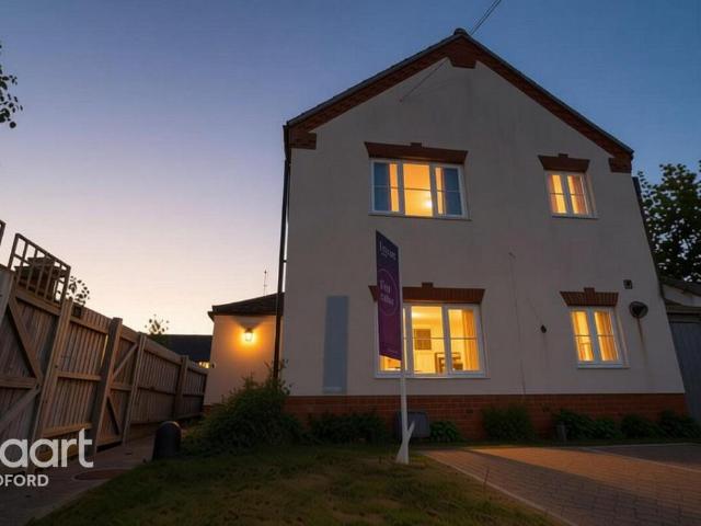 House for sale in Harrold, Bedford