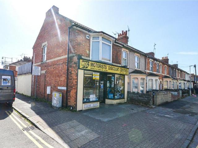 House for sale in Walcot West, Rodbourne