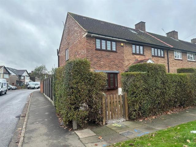 House for sale in London Borough of Hounslow, Cat Hill