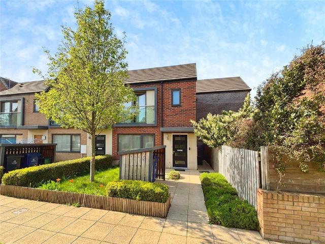 House for sale in Hyde Park, South Yorkshire