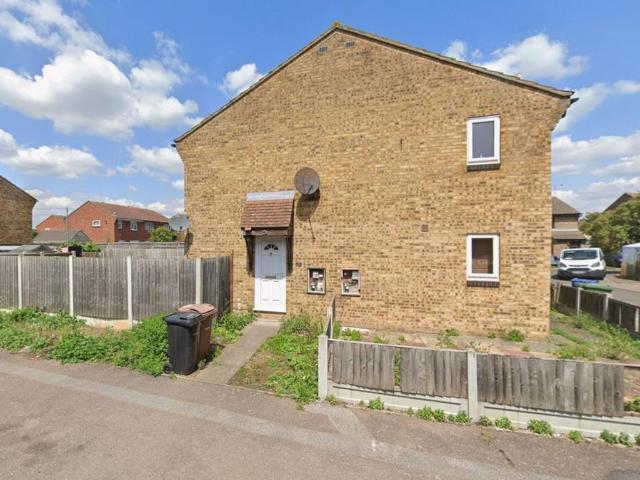 House for sale in Tilbury, Essex