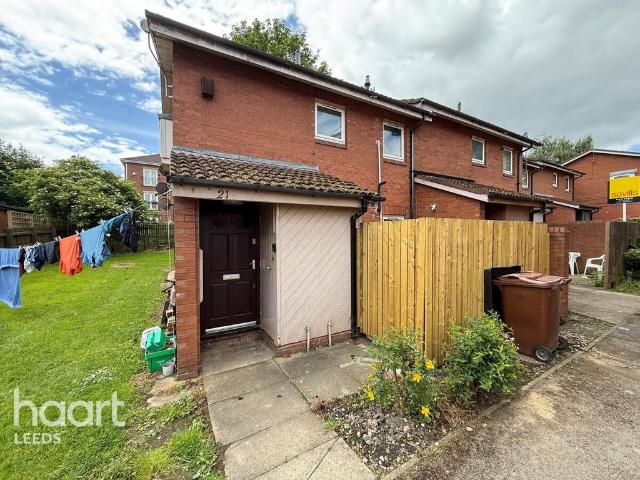 House for sale in West Yorkshire