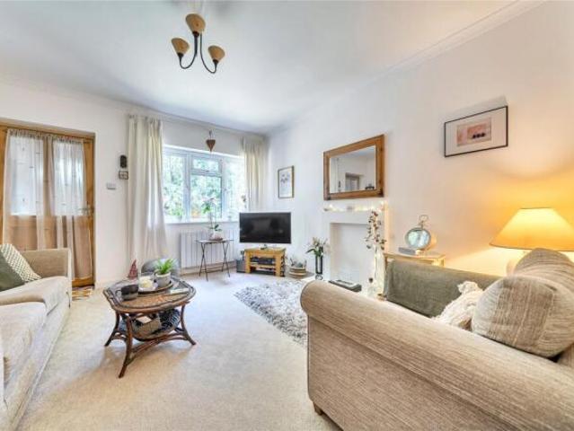 Cottage for sale in Orpington, Greater London