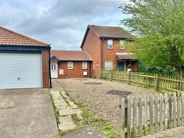 House for sale in Chipping Hill, Essex