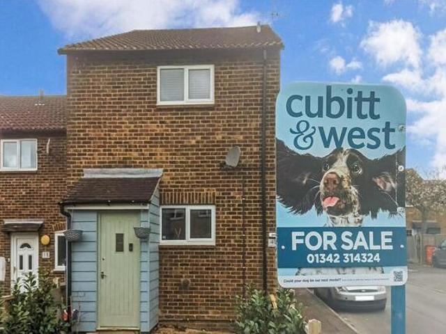 House for sale in Ashplats, Perryfields