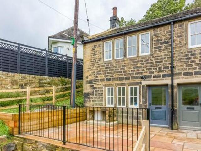 House for sale in Holmfirth, West Yorkshire