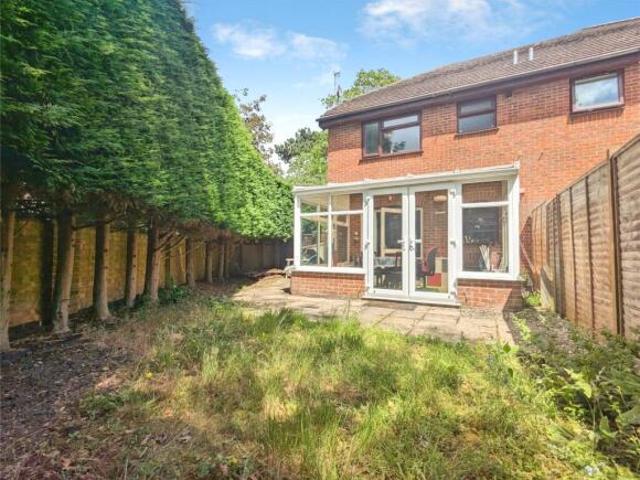Cottage for sale in Reading