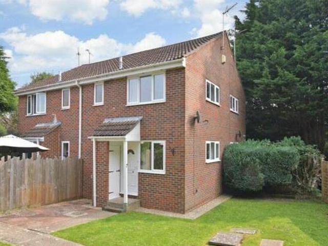 House for sale in Spring Vale, Hampshire