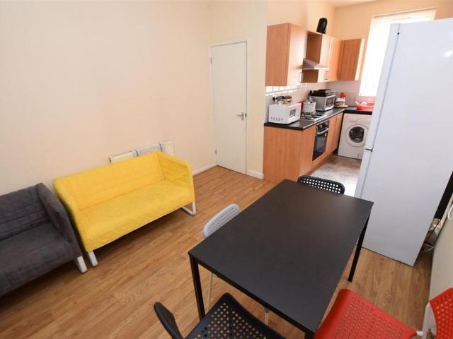 House for rent in New Normanton, East Midlands
