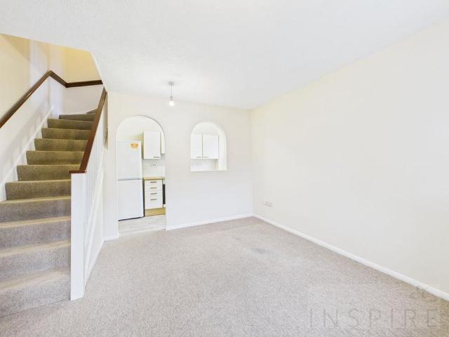 House for rent in Slaugham, Perryfields