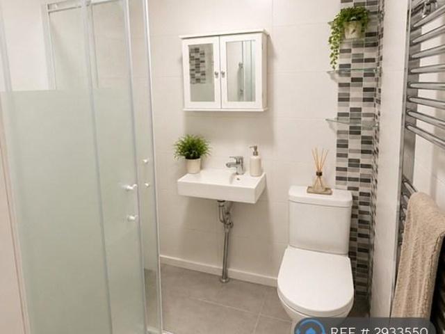 House for rent in London Borough of Ealing, Greenford