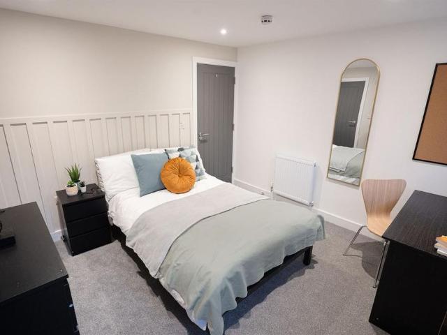 House for rent in Sleepers' Hill, Hampshire