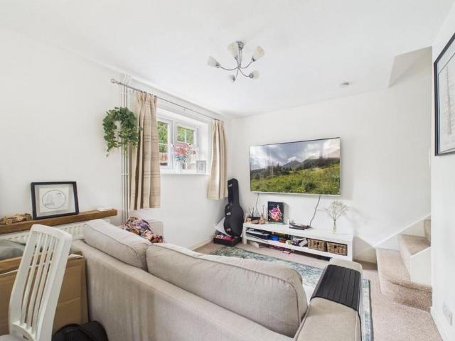 House for rent in Martin's Heron, Winkfield