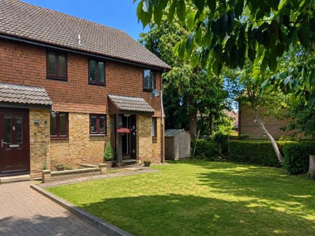 House for rent in West End, Surrey Heath